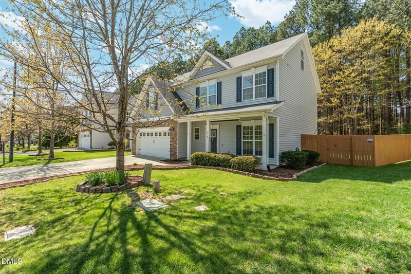 814 Wood Chapel Ln, Durham, NC 27703