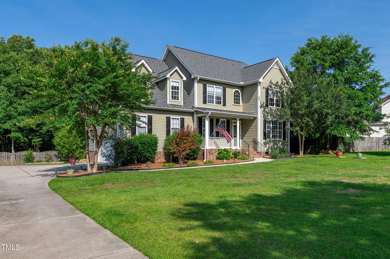 8140 Consella Way, Willow Springs, NC 27592