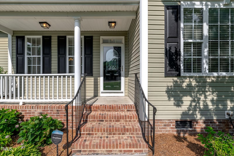 8140 Consella Way, Willow Springs, NC 27592