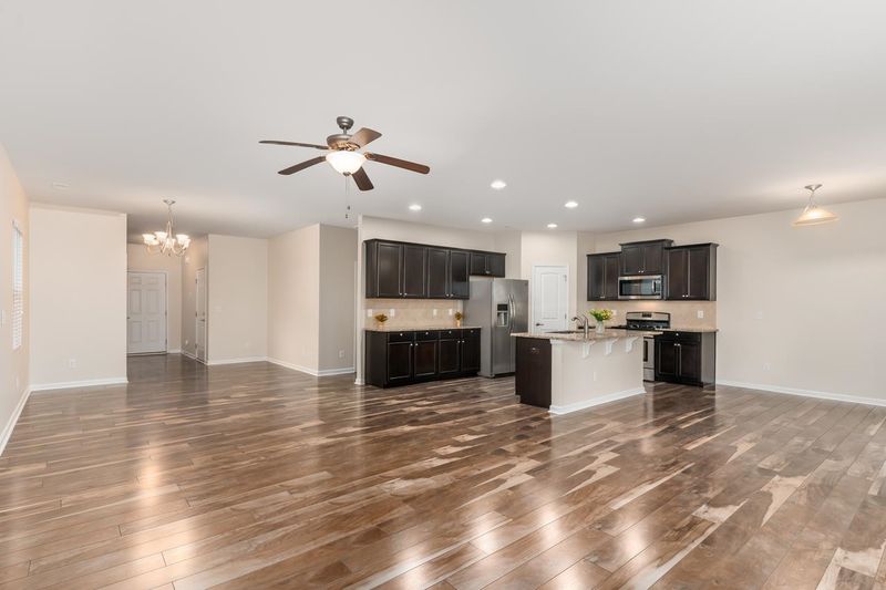 8143 Feldwig Pl, Raleigh, NC 27616