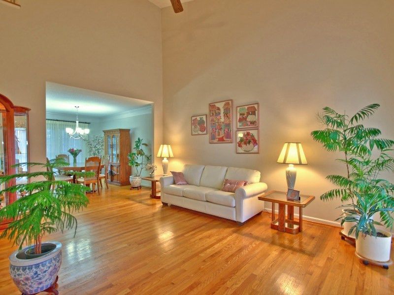 815 Beddingfield Dr, Knightdale, NC 27545