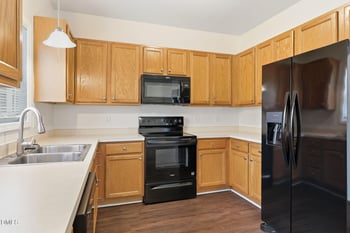 815 Brookhannah Ct, Fuquay Varina, NC 27526