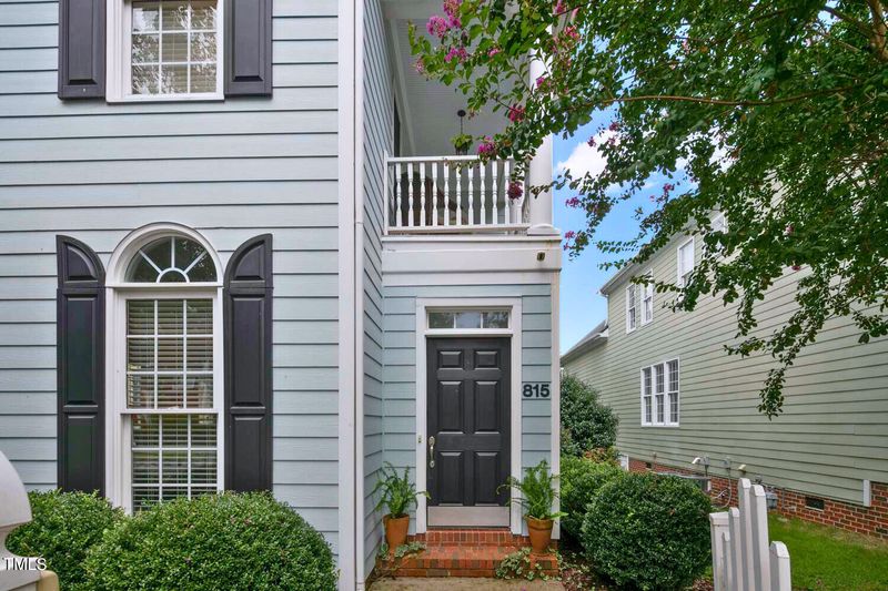 815 Carpenter Town, Cary, NC 27519
