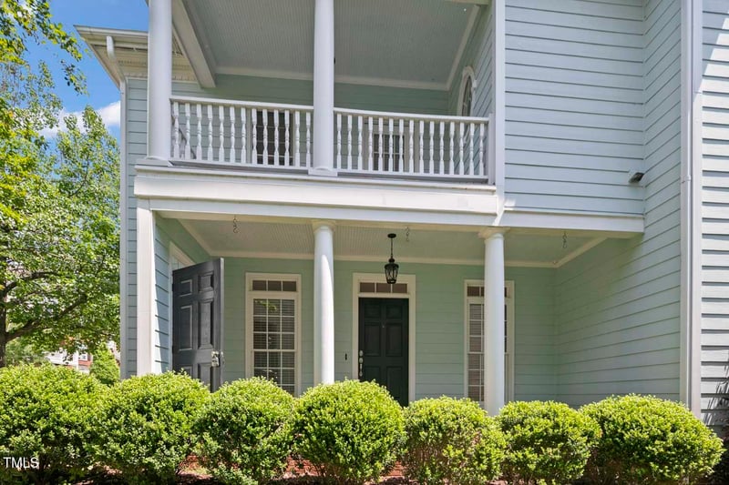 815 Carpenter Town Ln, Cary, NC 27519