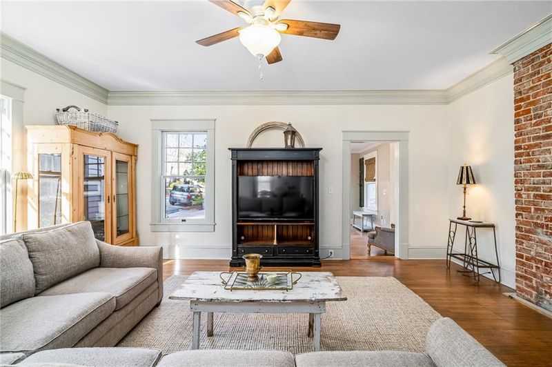815 W Davis St, Burlington, NC 27215