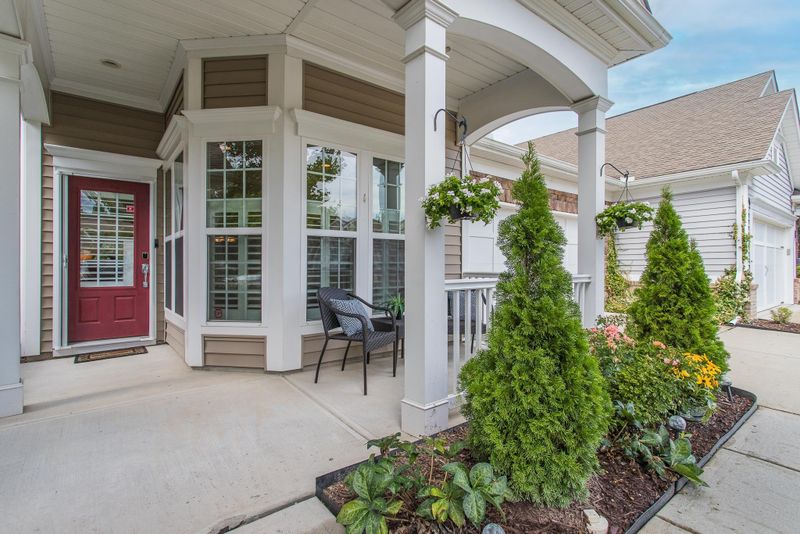 815 Finnbar Dr, Cary, NC 27519