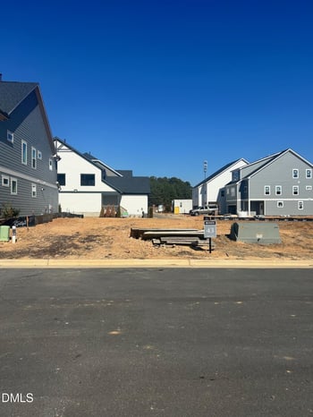 815 Fireship Rd, Fuquay Varina, NC 27526