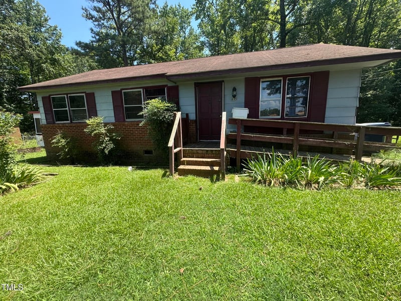 815 Hillwood St, Sanford, NC 27330