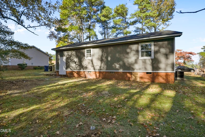815 Hillwood St, Sanford, NC 27330