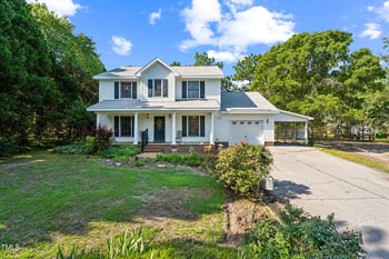 815 La Quinta Ln, Hope Mills, NC 28348