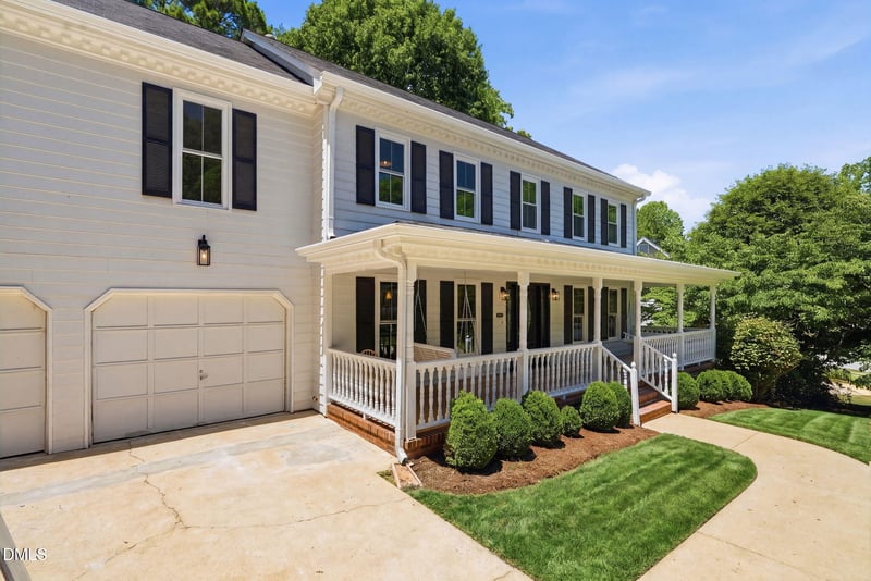 815 Northwoods Dr, Cary, NC 27513