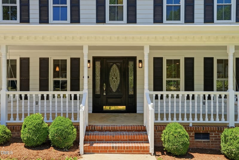 815 Northwoods Dr, Cary, NC 27513