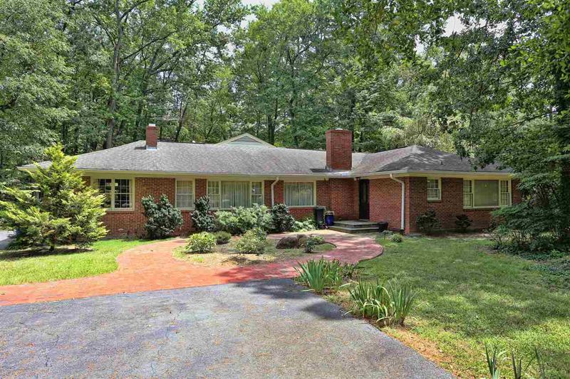 815 Old Mill Rd, Chapel Hill, NC 27514