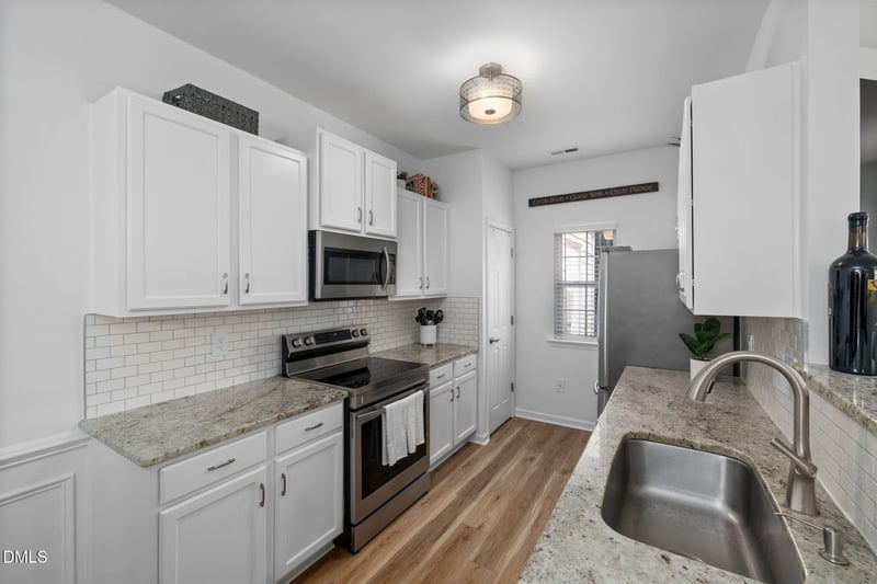 815 Straywhite Ave, Apex, NC 27539