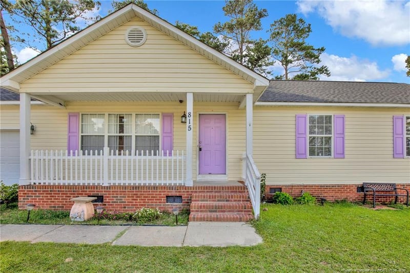 815 Turkey Ridge Dr, Fayetteville, NC 28314