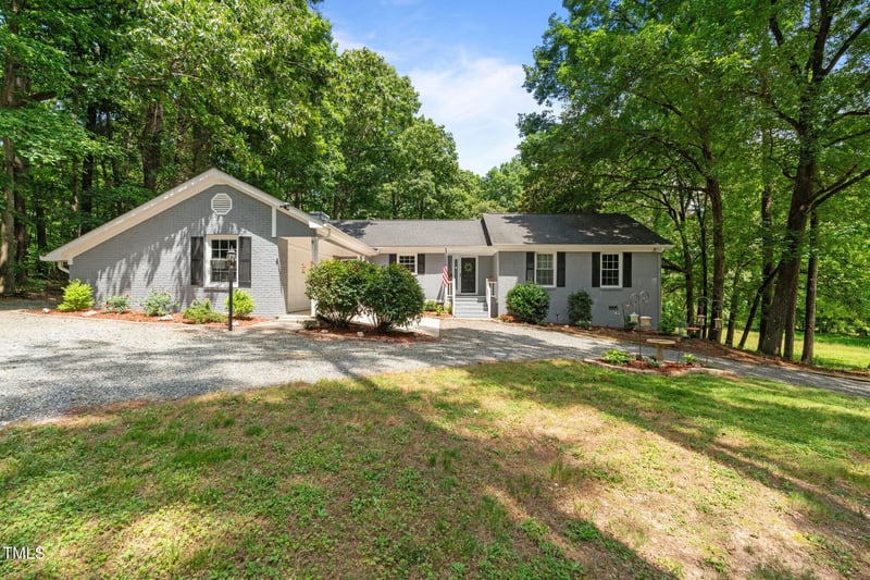 815 Walter Bright Rd, Sanford, NC 27330