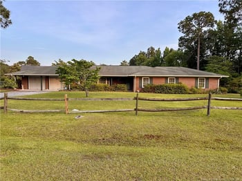 815 Whispering Pines Rd, Fayetteville, NC 28311