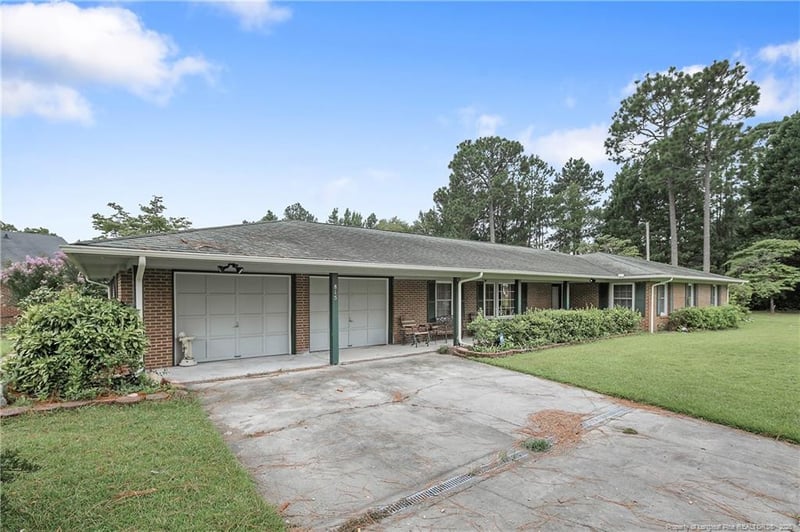 815 Whispering Pines Rd, Fayetteville, NC 28311