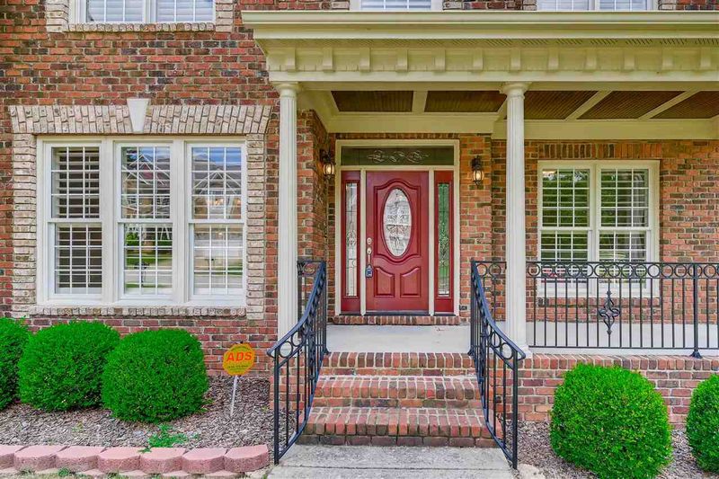 815 Winter Hill Dr, Apex, NC 27502