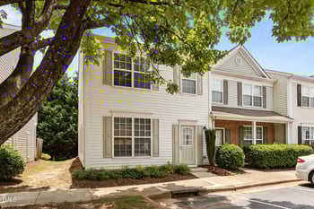 8151 Rhiannon Rd, Raleigh, NC 27613