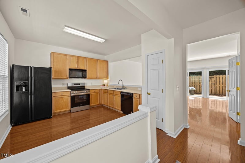 8151 Rhiannon Rd, Raleigh, NC 27613