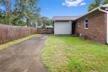 816 Algood Ave, Hope Mills, NC 28348