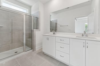 816 Barlow Dr #255, Knightdale, NC 27545