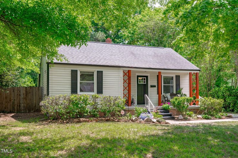 816 Colleton Rd, Raleigh, NC 27610