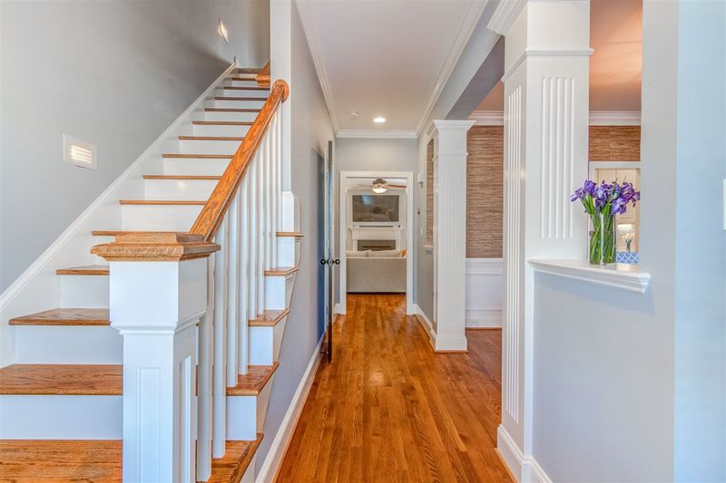 816 Cotton Exchange Ct, Raleigh, NC 27608