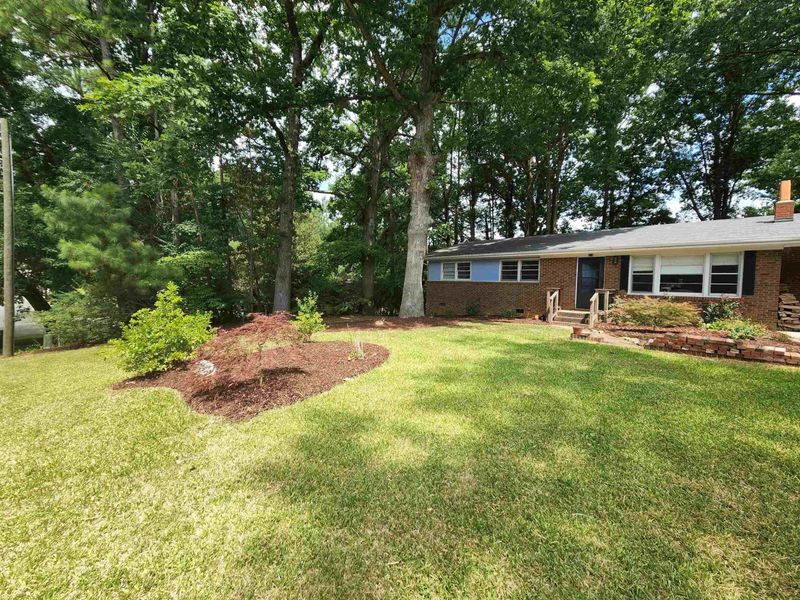 816 Curtiss Dr, Garner, NC 27529