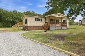816 Dusty Winds Ct, Willow Springs, NC 27592