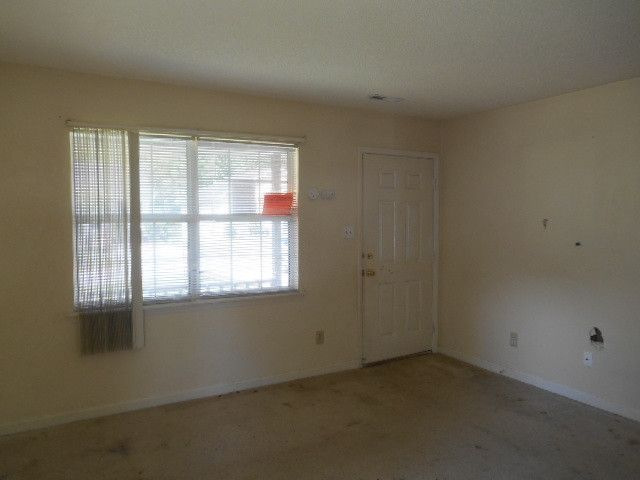816 Hemlock Ave, Durham, NC 27707