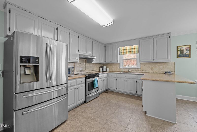816 Kimball Dr, Durham, NC 27705