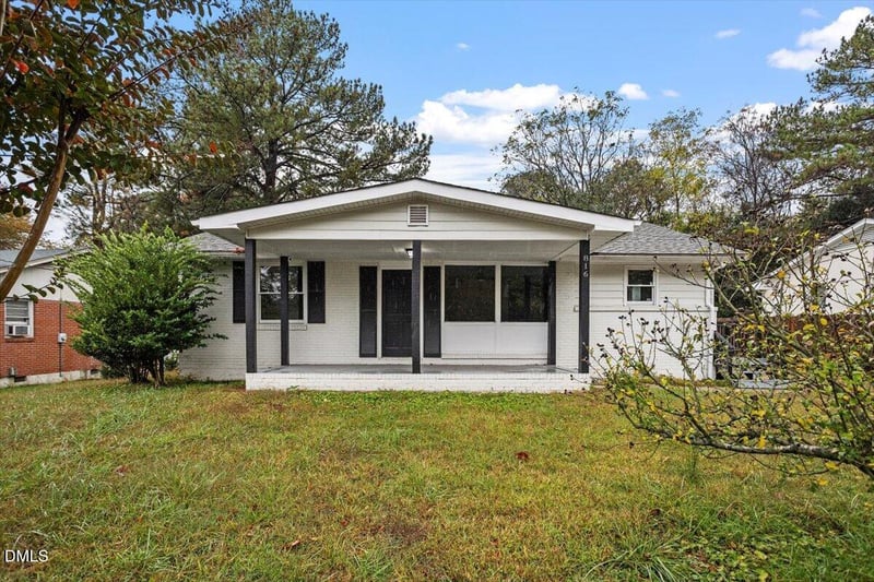 816 Peyton St, Raleigh, NC 27610