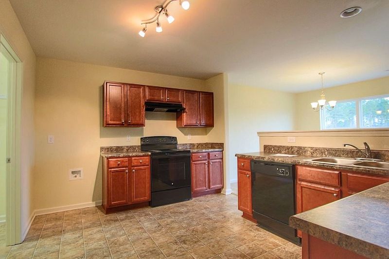 816 Pitch Pine Dr, Creedmoor, NC 27522
