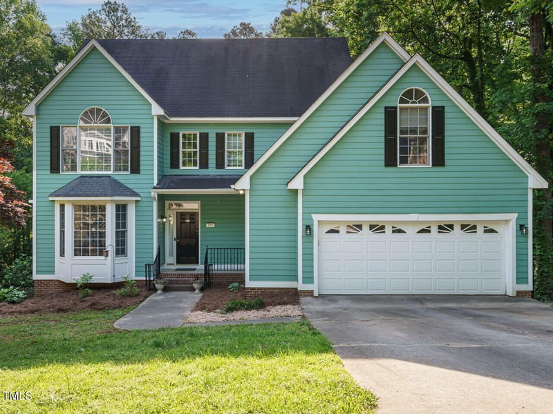 816 Roanoke Dr, Cary, NC 27513