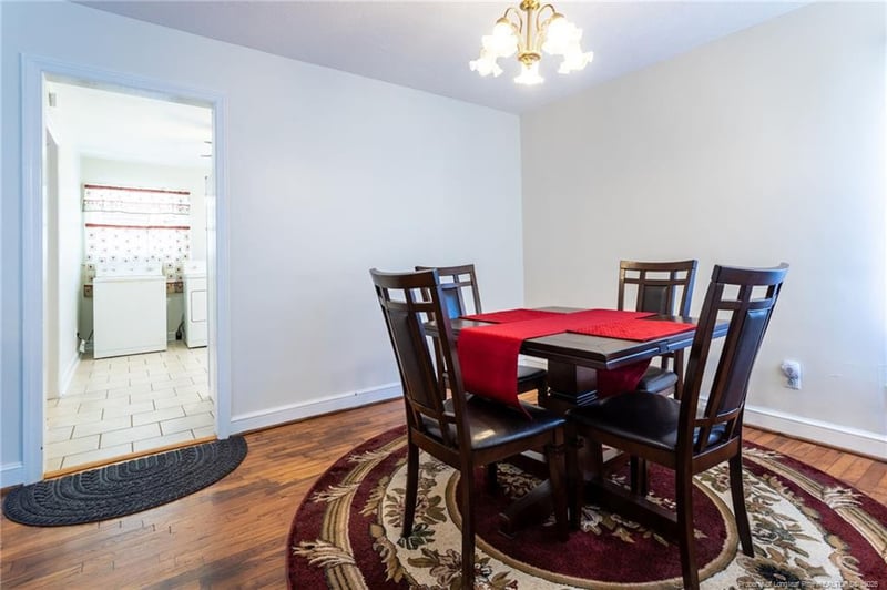 816 Sandalwood Dr, Fayetteville, NC 28304