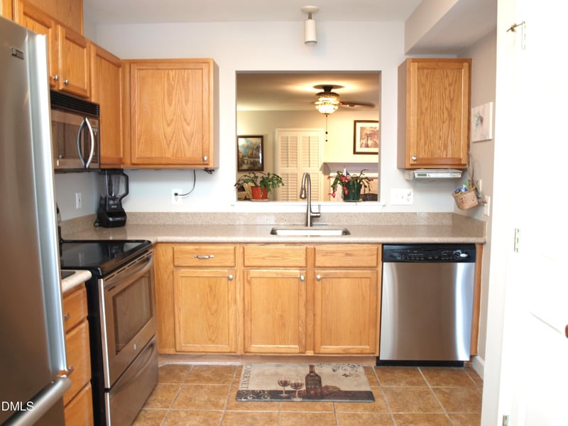 816 St Catherines Dr, Wake Forest, NC 27587