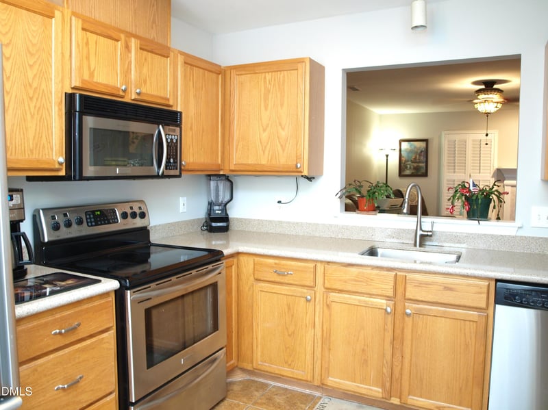 816 St Catherines Dr, Wake Forest, NC 27587