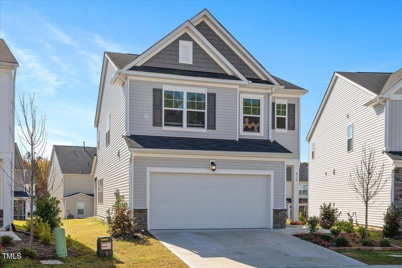 816 Summer Bloom Ct, Durham, NC 27703