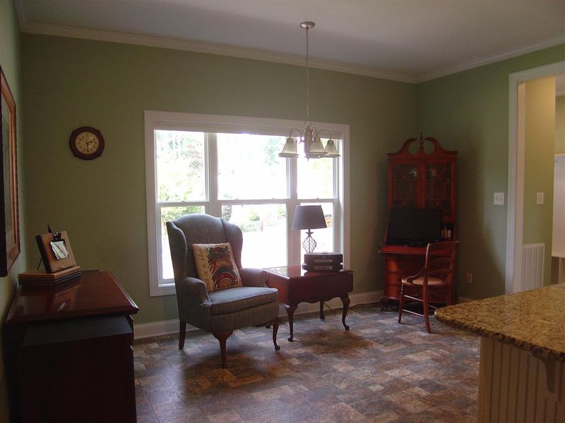 816 Van Thomas Dr, Raleigh, NC 27615