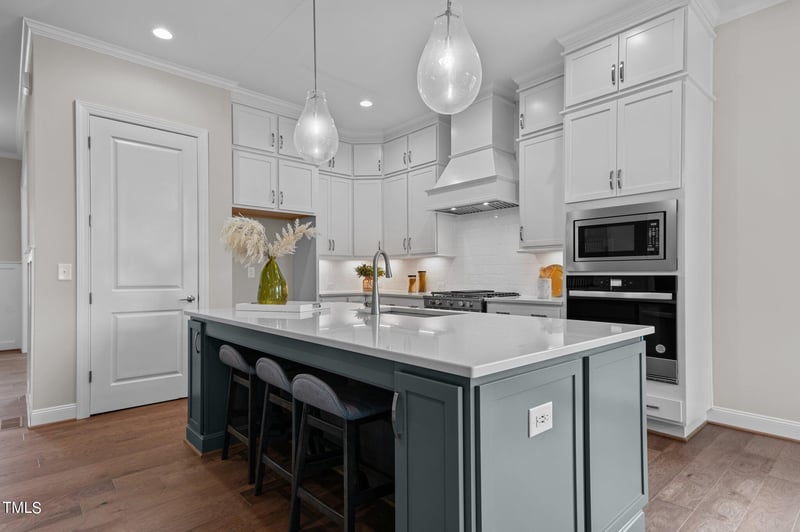 816 Willow Tower Ct, Rolesville, NC 27571