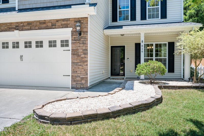 816 Wood Chapel Ln, Durham, NC 27703