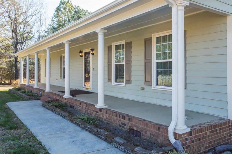 8166 Covered Bridge Rd, Wendell, NC 27591