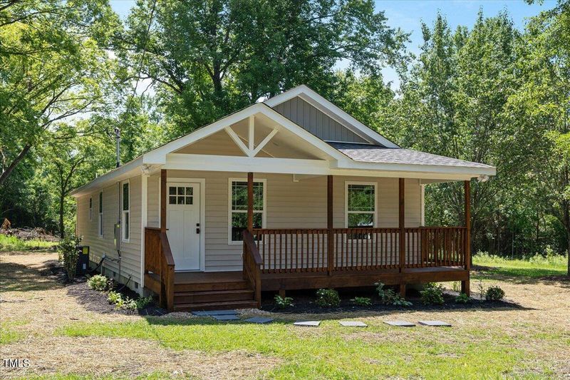 8166 Norris Rd, Dunn, NC 28334