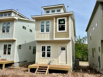 816b Carter Ave, Durham, NC 27703