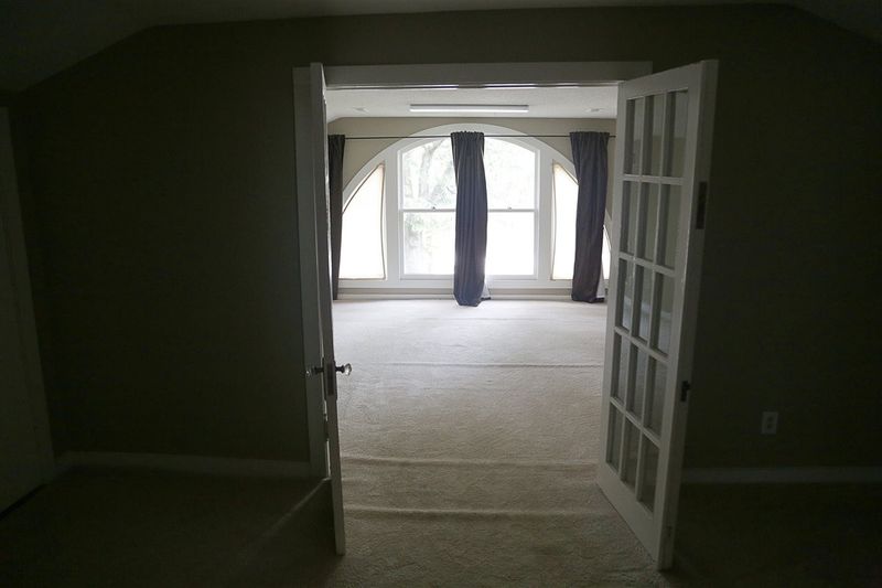 817 Brooklyn St, Raleigh, NC 27605