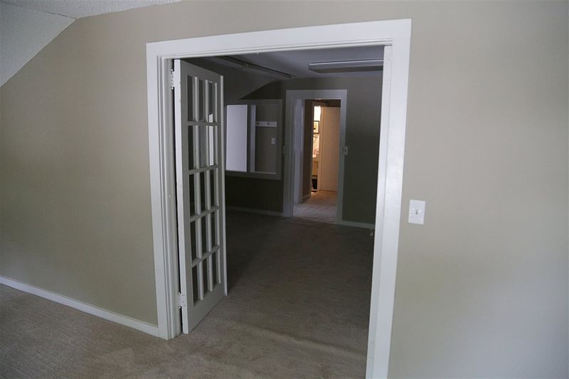 817 Brooklyn St, Raleigh, NC 27605