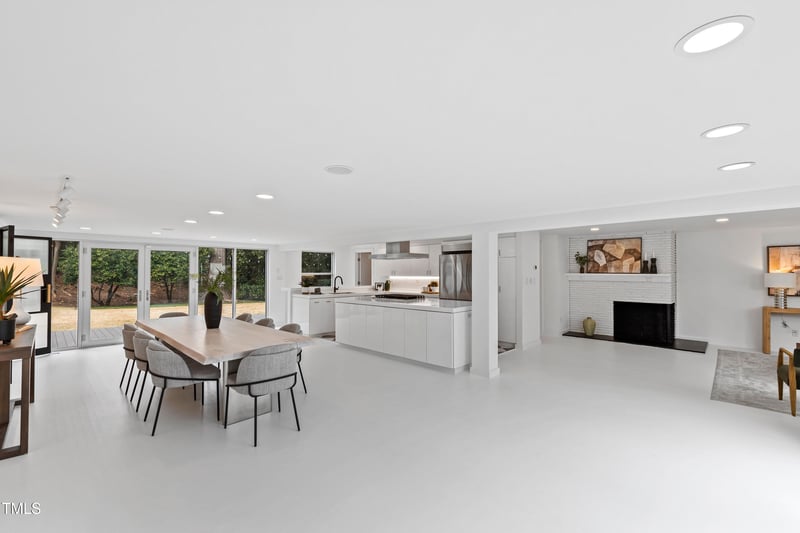817 Bryan St, Raleigh, NC 27605