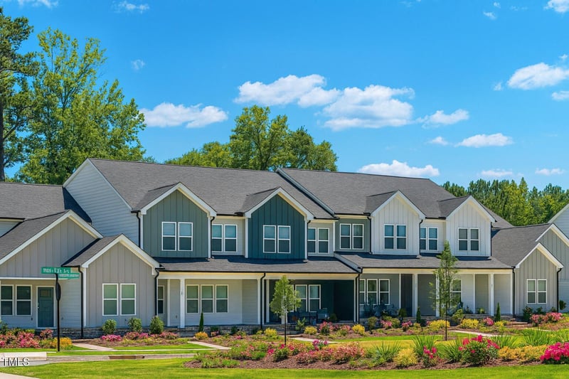 817 Central Pk Dr, Raleigh, NC 27604